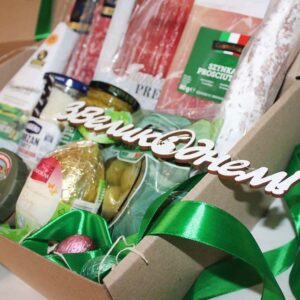 Великодній Бокс – найкращі продукти на свято в одній коробці