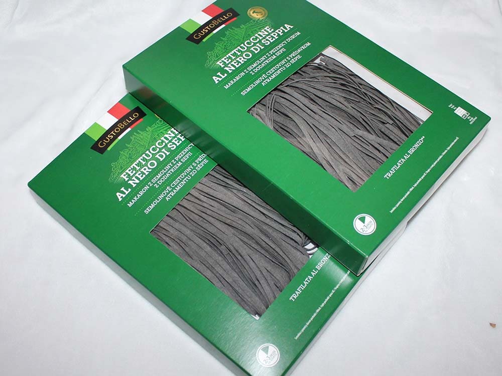 Итальянская паста ручной работы с чернилами каракатицы Fettuccine Al Nero Di Sepia Gustobello (250 г) — изображение 5
